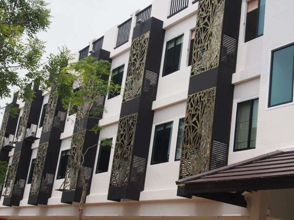 Hotel The Little Nest Phuket Exterior foto